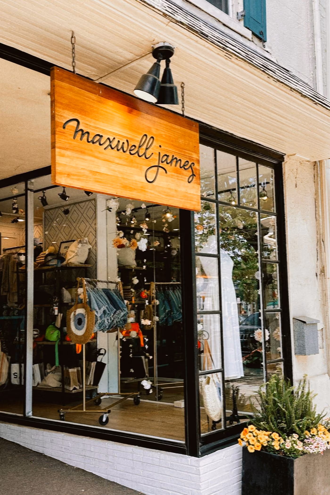 Illustrative sample photo: Retail shop frontage. Source: Pexels (30364739).